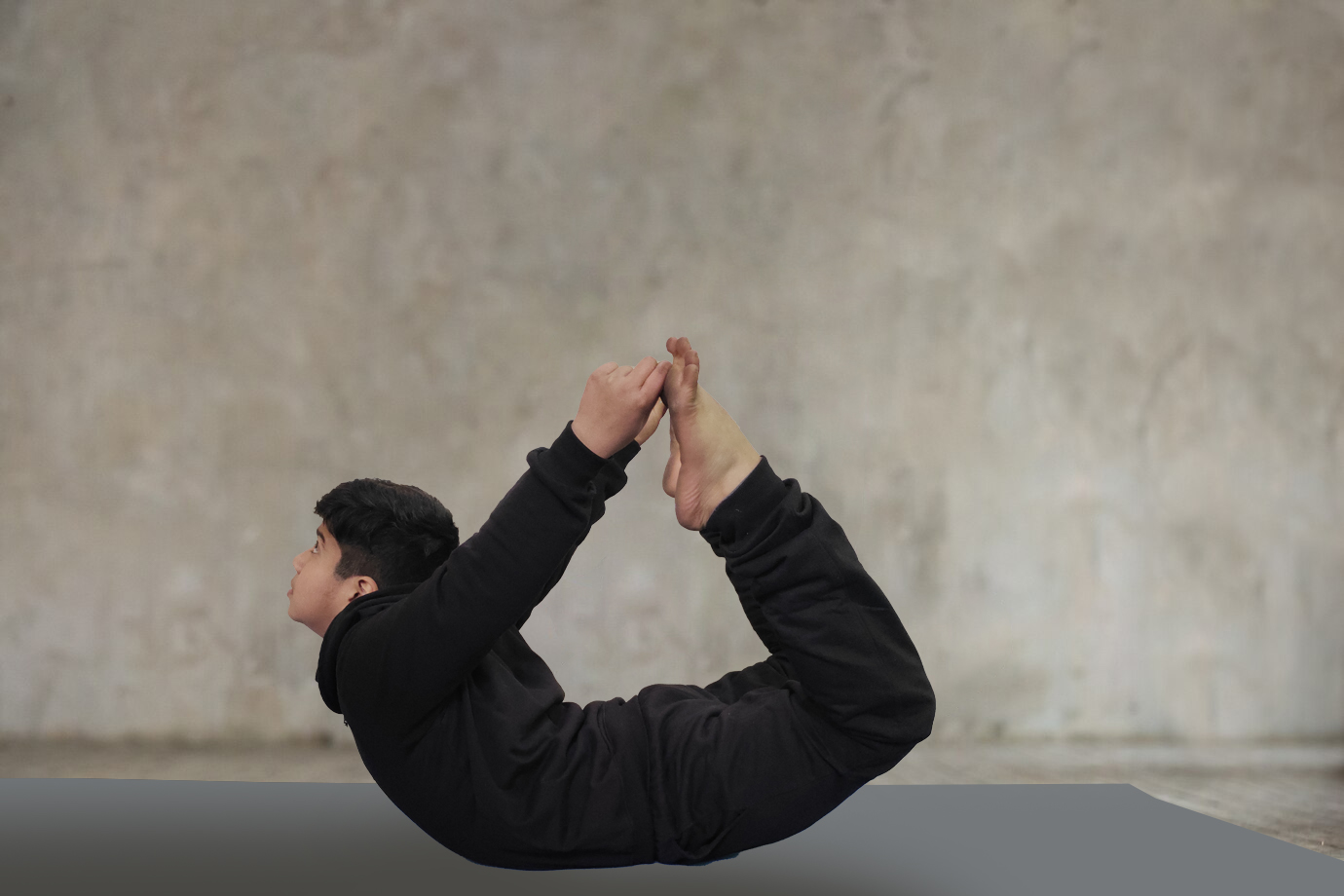 Dhanurasana